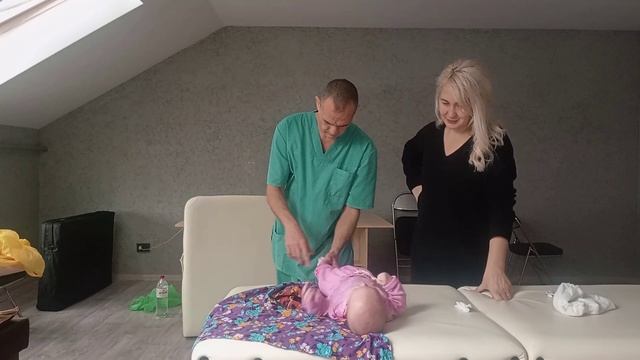 Учитесь растягивать груднечков