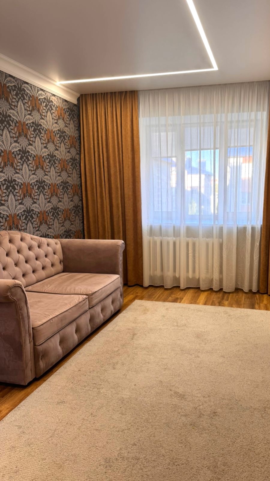 Продаю квартиру с мебелью и техникой в кирпичном доме.