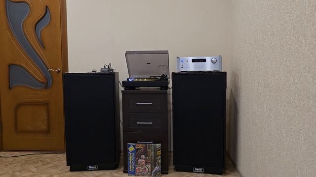 Iron Maiden - The Loneliness Of The Long Distance Runner (Original Vinyl - Japan Edition – S33-1003)