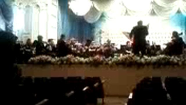 Юля Бондарева с Иркутским симфоническим оркестром 2012 г.