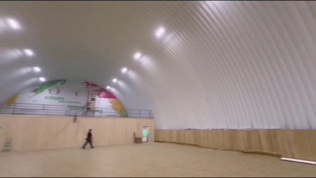 Спортзал ангарного типа в школе № 4