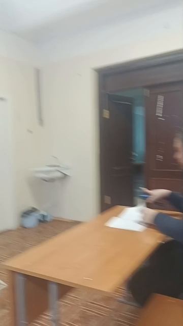 Какая у нас красивая физичка в шараге 😍💓