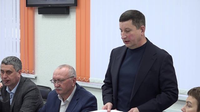 Важные изменения в контрактах с перевозчиками, новые автобусы и расписание на остановках