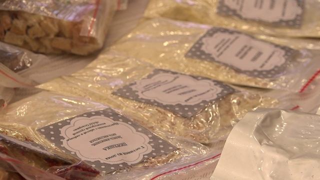 Красноуфимские волонтеры изготавливают сухпайки для бойцов