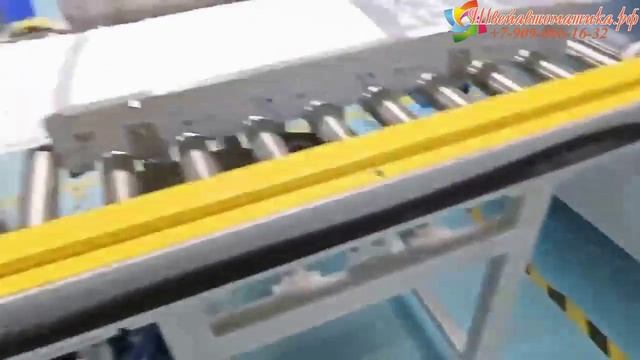 Линия для вакуумирования и упаковки подушек в рулонную  форму с пневматическим прессом