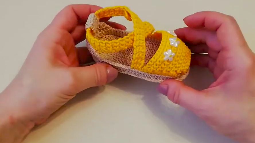 Как связать пинетки🙃🧦 (туфельки)🎀 Подробный МК👍