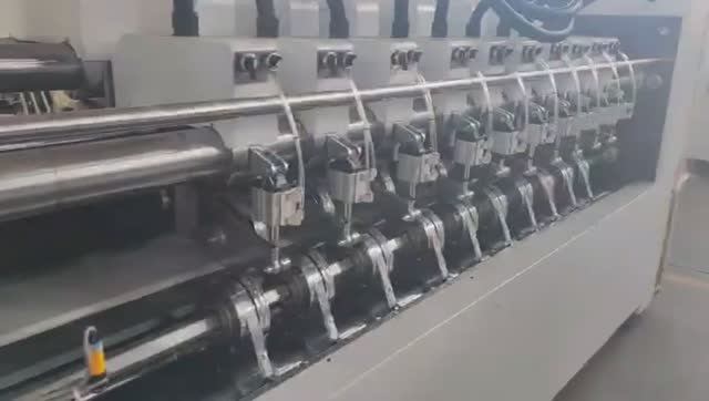 Машина для продольной резки и биговки гофркартона QH2800E  - осмотр перед отгрузкой покупателю