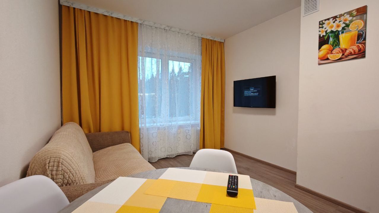 Юнтолово 2 ккв 52 м. в Аренду Ивинская 19к3