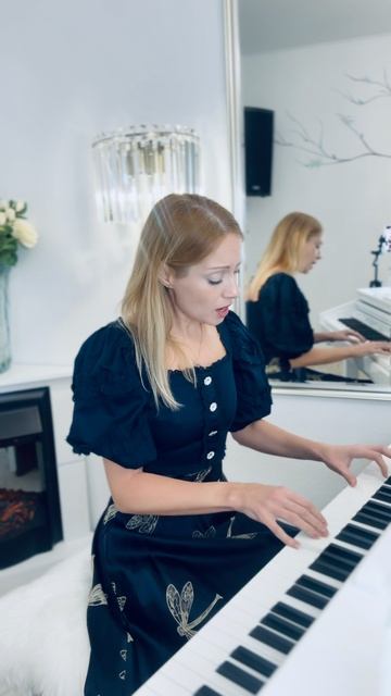 Вика Улялюм Поверь (под рояль)