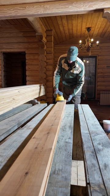 Как обновить старую доску - имитацию бруса, вагонку или блок-хаус. #отделкадома #дом #имитациябруса