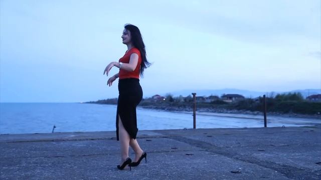 Azer Mashxanli - O Qiz Mene Al Eyledi ( Official Video )