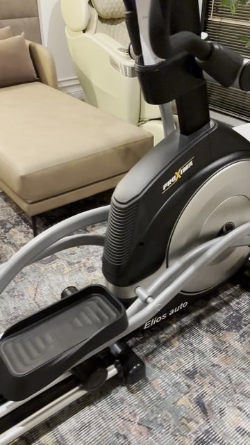 PROXIMA Elios Auto в интерьере дома: премиум-тренажер с изменяемой рампой