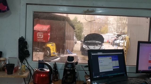 В работе мерседес 2006 года Sim266 отключение катализатора и прибавка мощности.