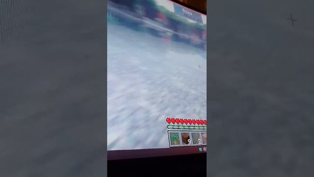 играю в майнкрафт с модом общительный стрим