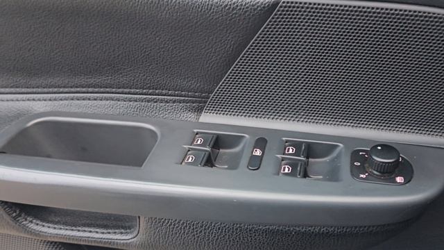 Volkswagen Golf 1.6 MT, 2006 г.в.