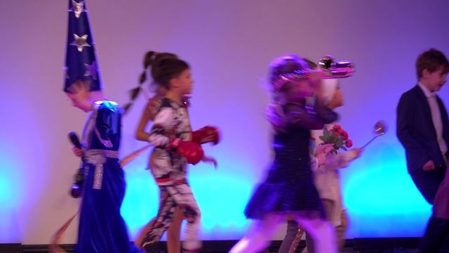 Nova School Новогодний спектакль от Нова скул по мотивами Маленького принца