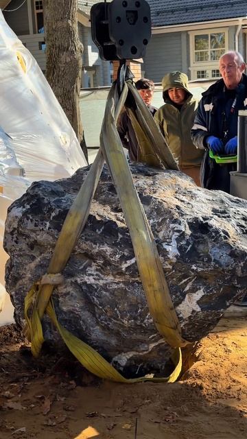 Расстановка валунов весом до 5 т