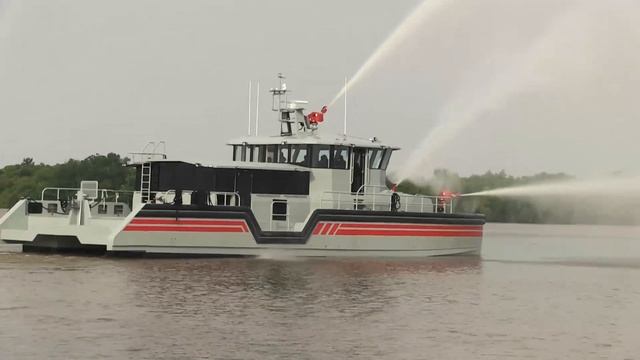 Пожарное судно-катамаран Metal Shark 75' Endurance Fire Rescue