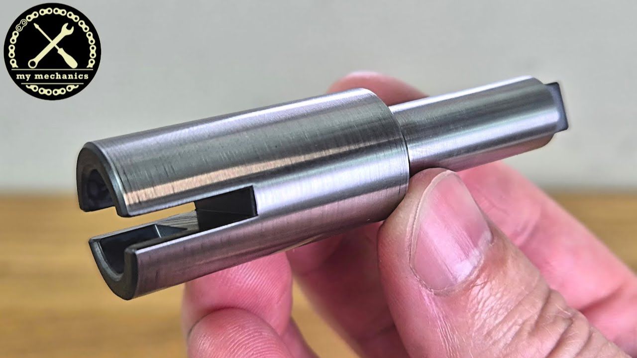 Making Custom Parts For Ronald Finger's Datsun 280Z (2160p_30fps_AV1-128kbit_AAC)