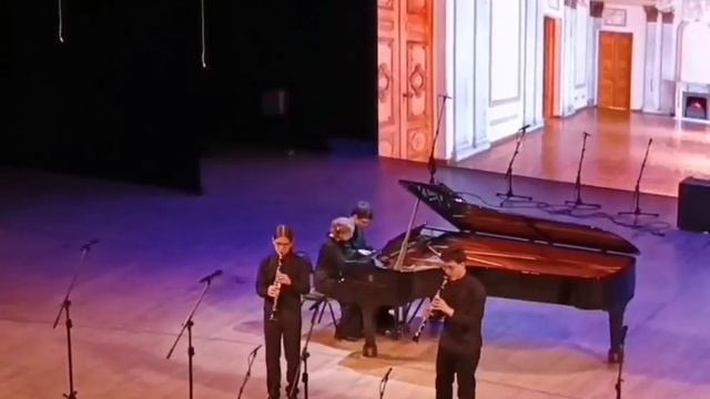 Моцарт. Маленькая ночная серенада. 
Ансамбль ДШИ им. А. Я. Басс г. Самара