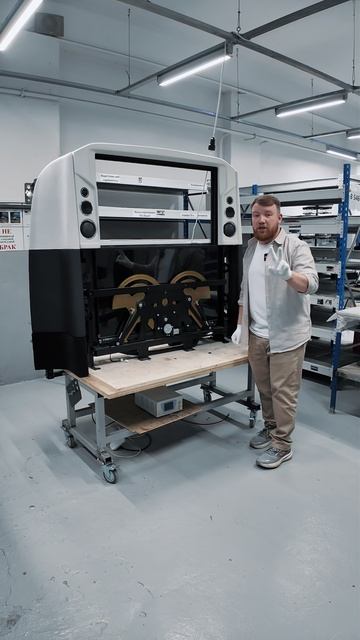 Не просто перегородка. Инженерное решение для V-Class