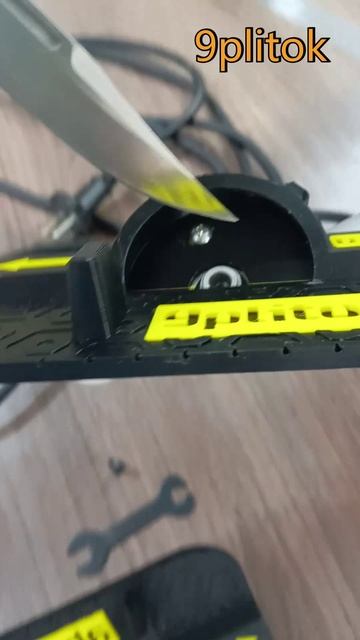 Как надеть Шмель-500 на гравер