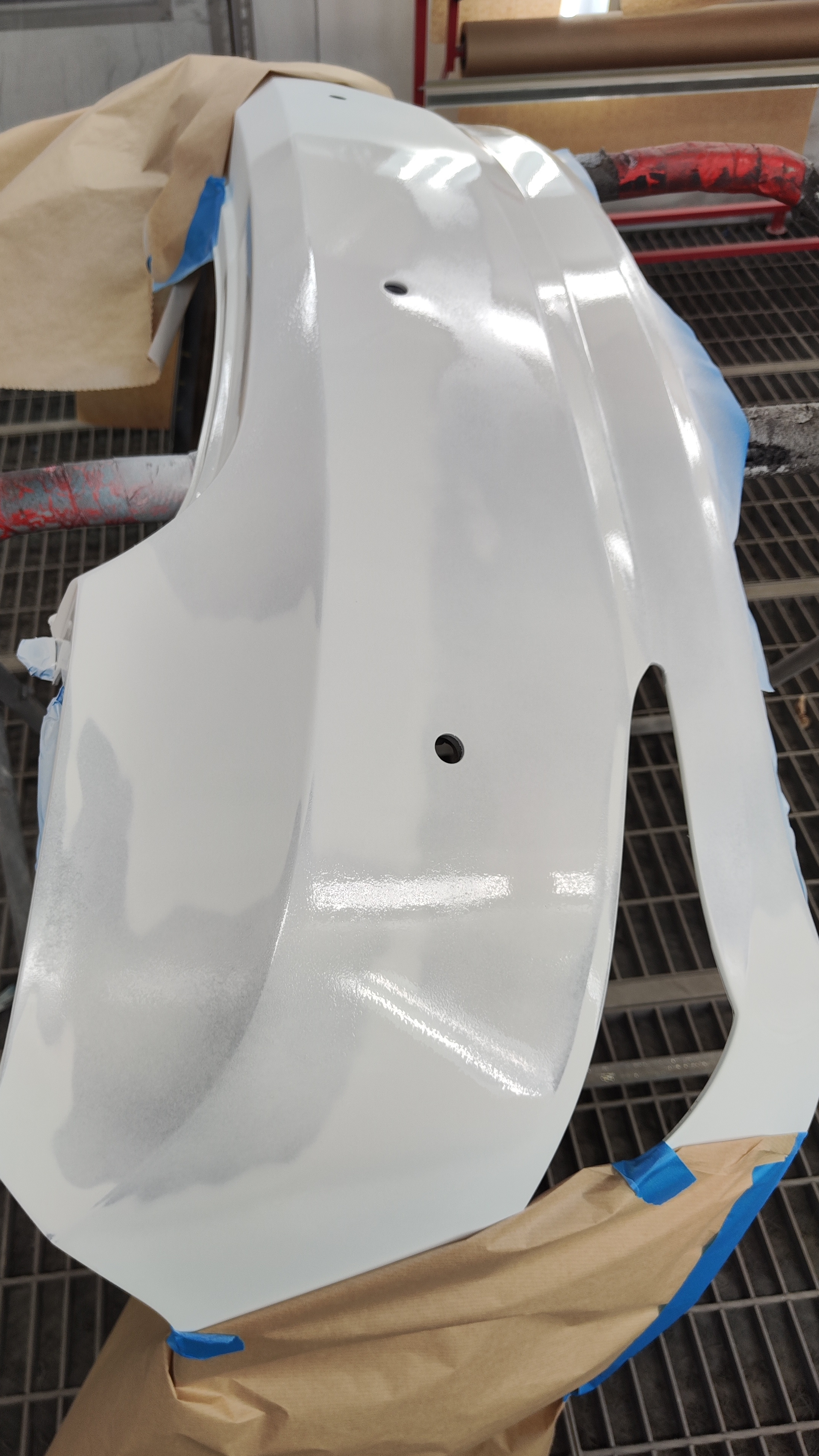 Нанесение грунта на бампер