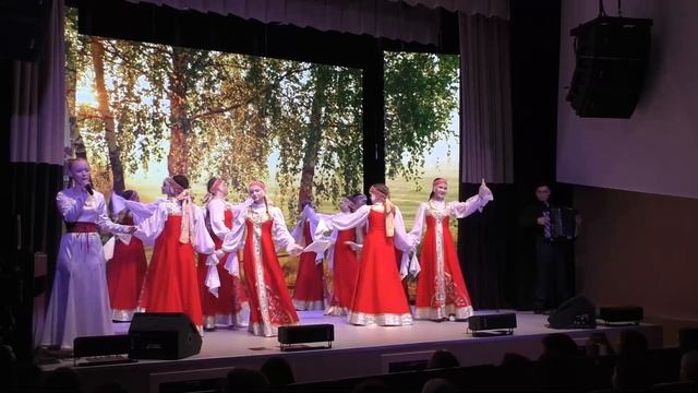 В. Шаинский, Е. Шевелева - Уголок России