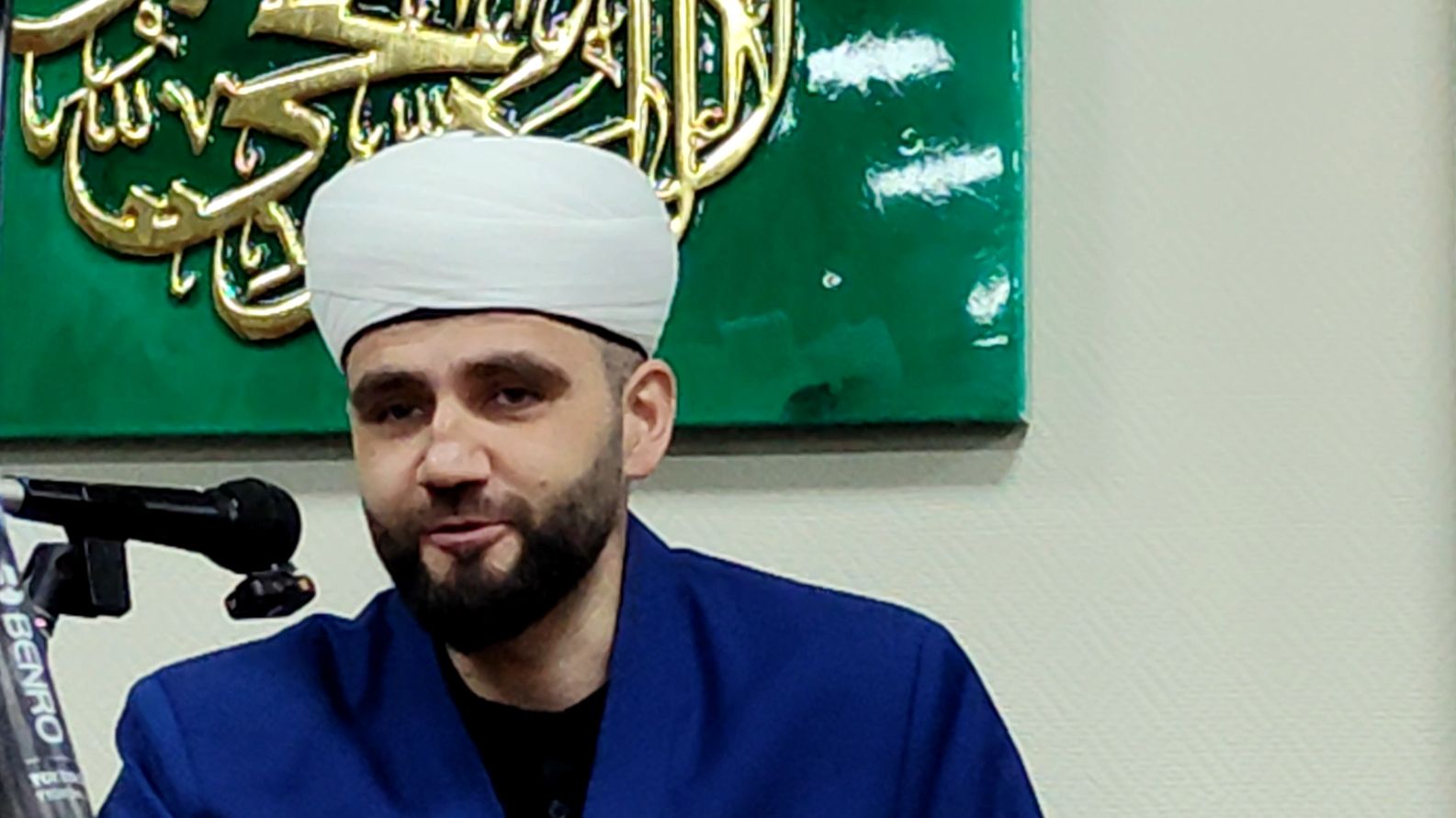 Две истории на пятничной проповеди