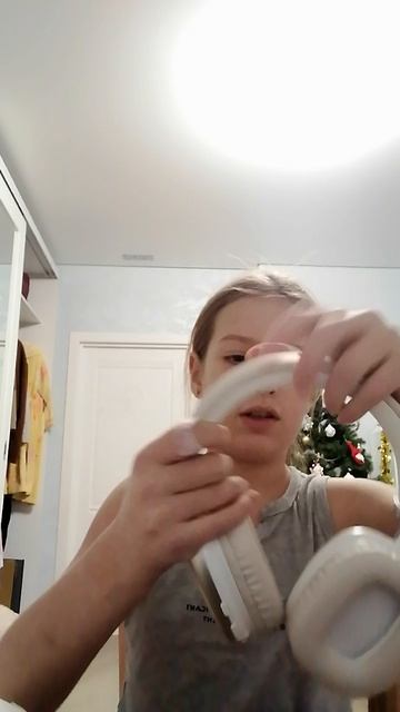 VID_20251219_194336.mp4