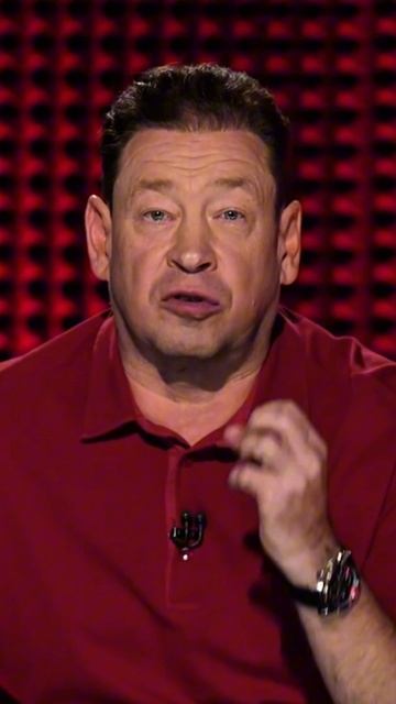 Карты, деньги, два мяча