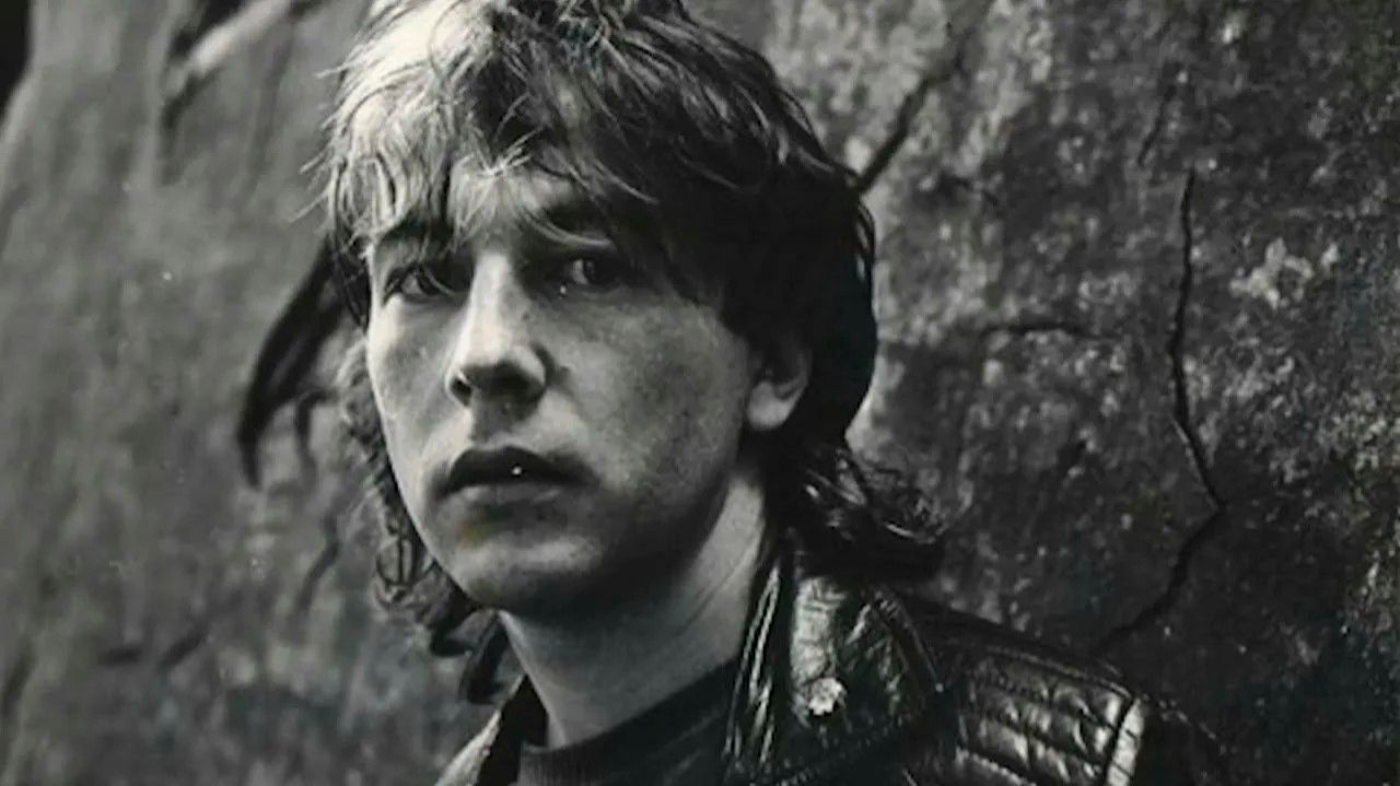 Саша Башлачев. Я оживил его фото. Короткая статья.