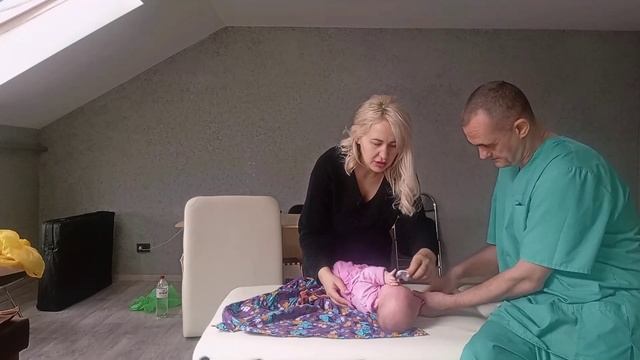 Растягиваю малышей