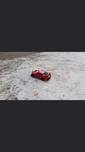 Зимний дрифт на FORD MUSTANG