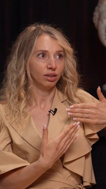 Она тянет все сама. Почему?
