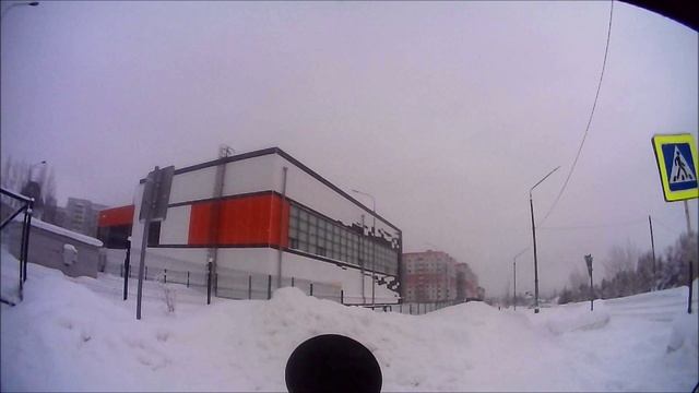 Зимняя поездка в гараж на электро мопеде Sk8