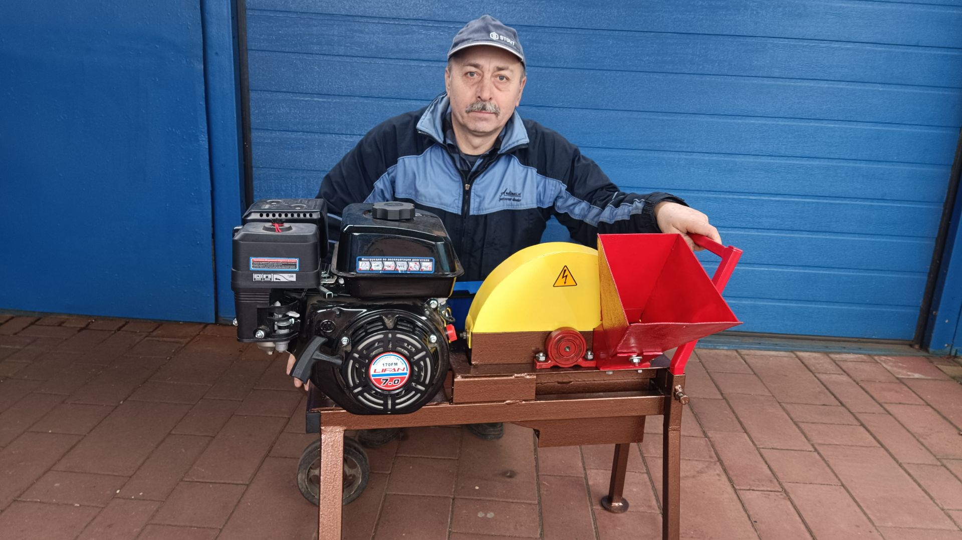 Самодельный мульчер - щепорез для утилизации древесных отходов. Версия № 1