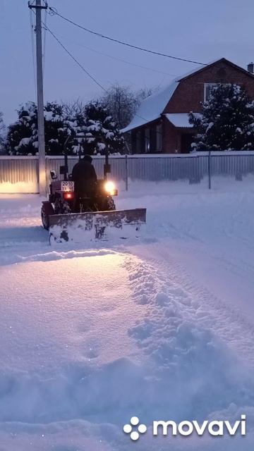 Чищу снег 31.12.25.