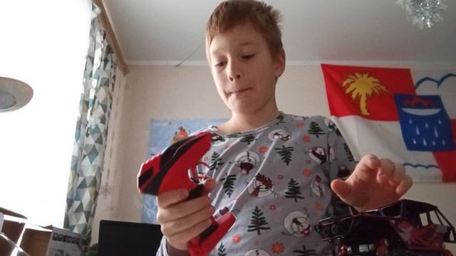 вездеход на пульте управления