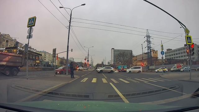 По встречной, иначе не интересно.