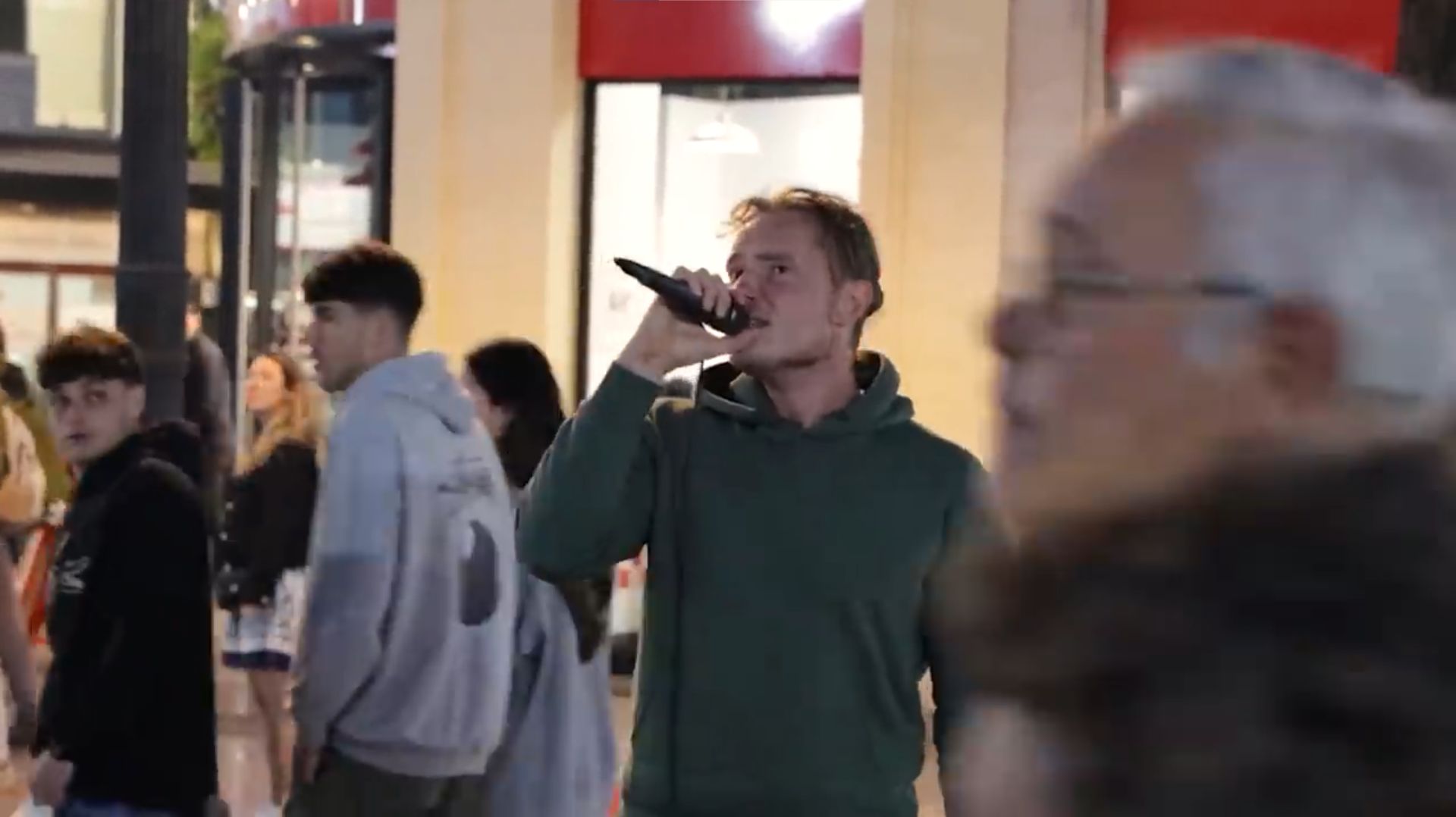 Ecce9a337c4a6cd94433ad24d8d773d1