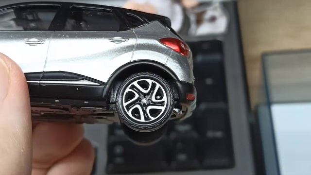 Renault Captur I(I)'2016. 1-43 от Norev. Kaptur+