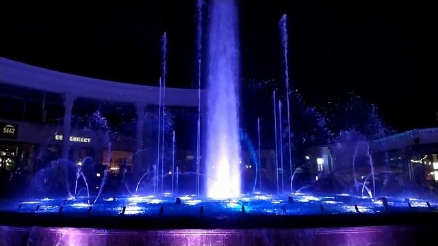Кисловодск - Светомузыкальный танцующий фонтан