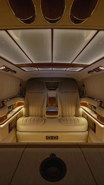 Mercedes Benz V300D 2026 с интерьером EVEREST LP