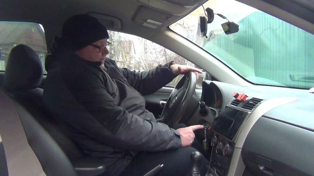 Снятие блокировки руля на Toyota Corolla