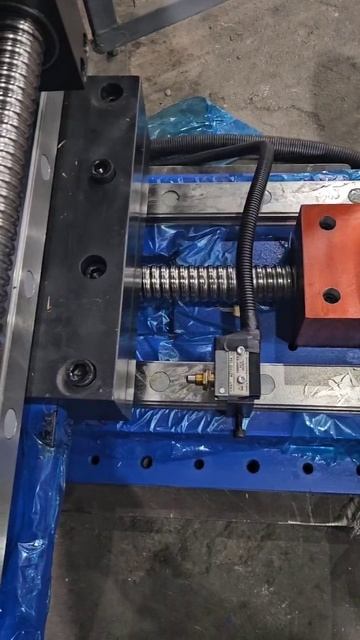 GMM2000 Мобильный портальный фрезерный станок - концевые выключатели