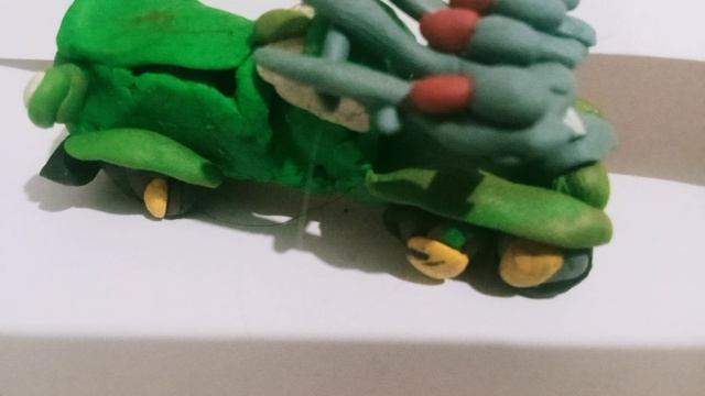 СЛЕПИЛ ИЗ ПЛАСТЕЛИНА КАТЮШУ