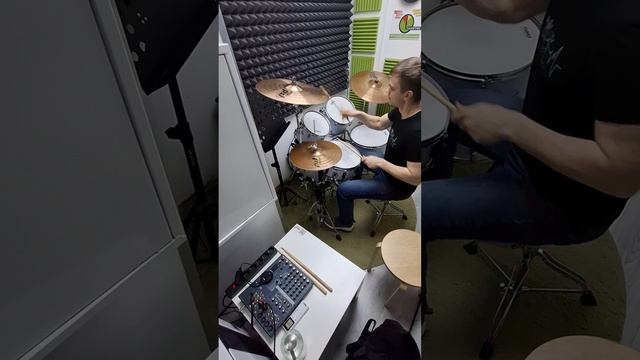 Linkin Park - The Emptiness Machine (Drum Cover).mp4