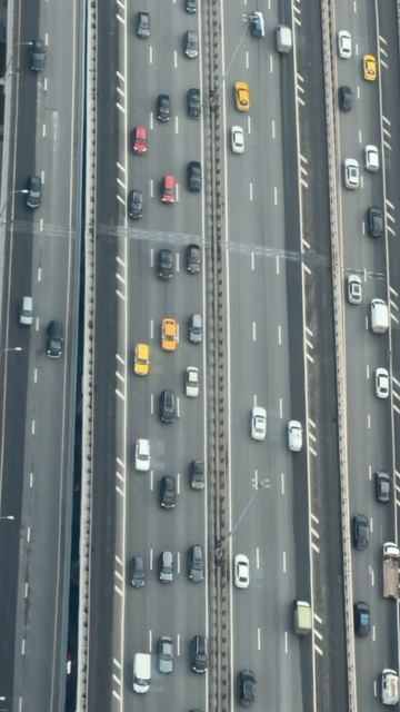Бурлящая, кипящая Москва с высоты 86 этажа «Москва-Сити»