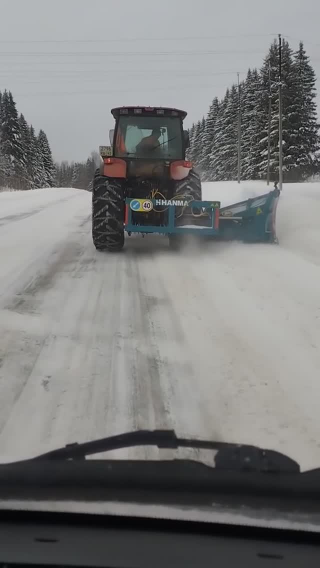 Боковой отвал для обочин на трактор